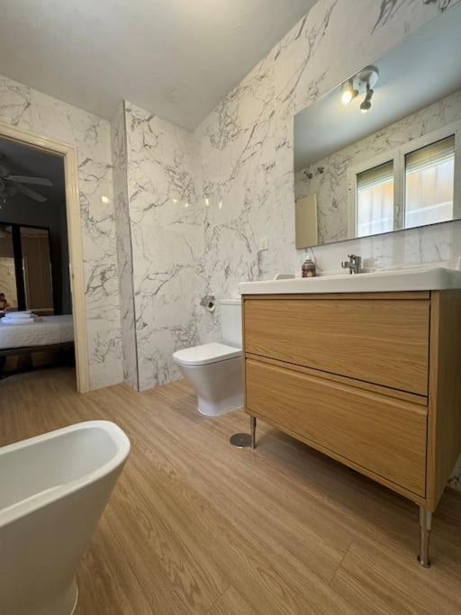 Apartamento En San Bernardo, El Barrio Torero Севилья Экстерьер фото